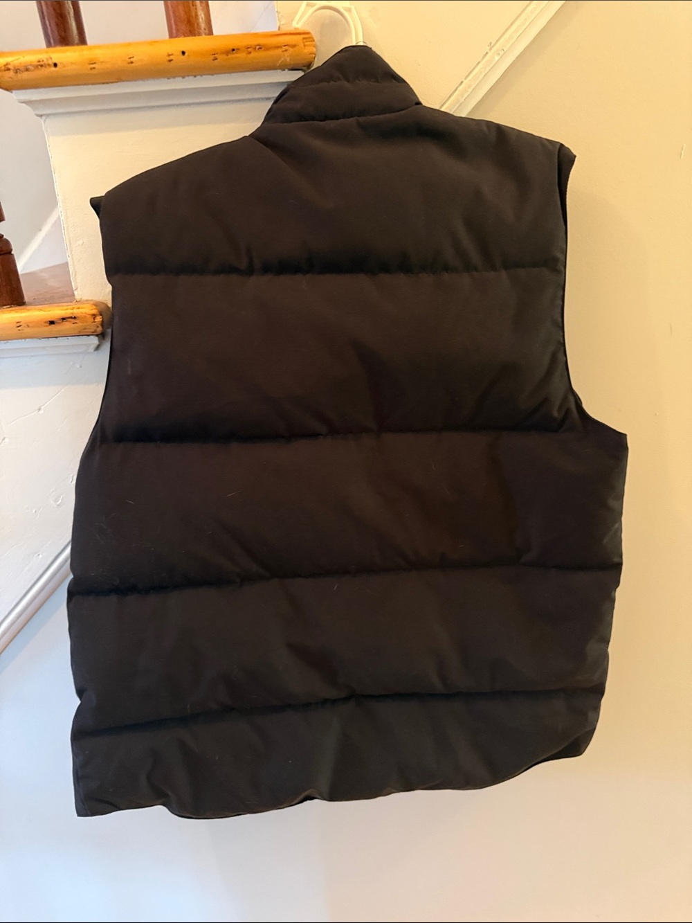 Canada Goose Black Puffer Vest with Red Logo Patch - Picture 3 of 6